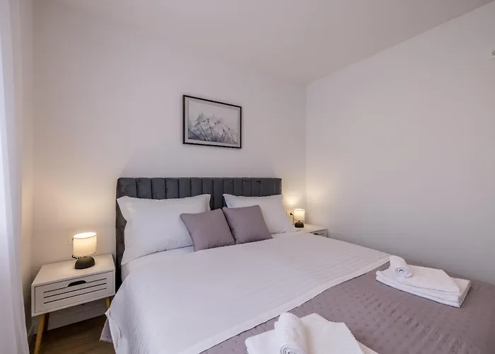Adriatic Nest, Cozy And Modern Two Bedroom Apartment