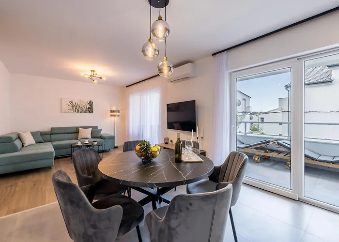 Adriatic Nest, Cozy And Modern Two Bedroom Apartment