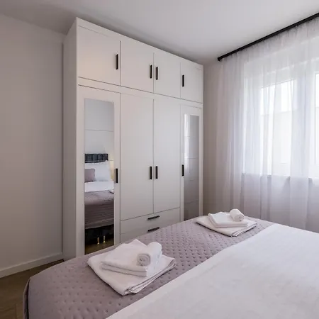 Adriatic Nest, Cozy And Modern Two Bedroom Apartment Kaštela Exterior foto