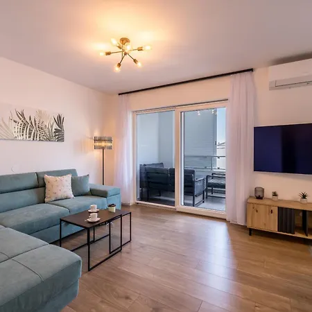 Adriatic Nest, Cozy And Modern Two Bedroom Apartment Kaštela Exterior foto