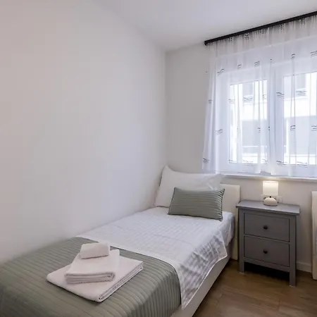 Adriatic Nest, Cozy And Modern Two Bedroom Apartment Kaštela Exterior foto